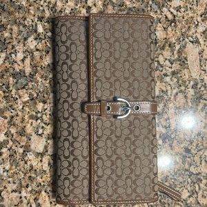 Coach Checkbook Wallet - Vintage